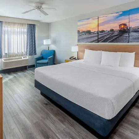 Days Inn By Wyndham Lamar